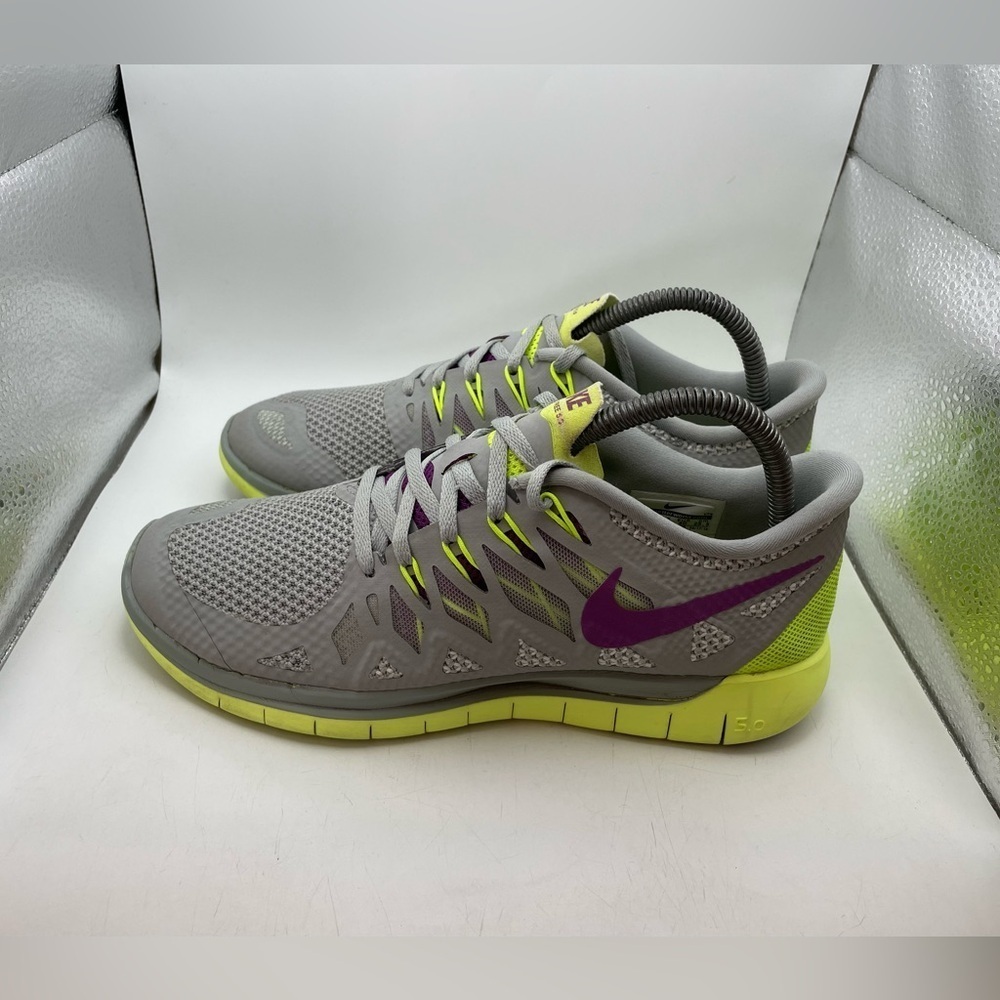 Nike Free 5.0 womens gray green sneaker size 8.5